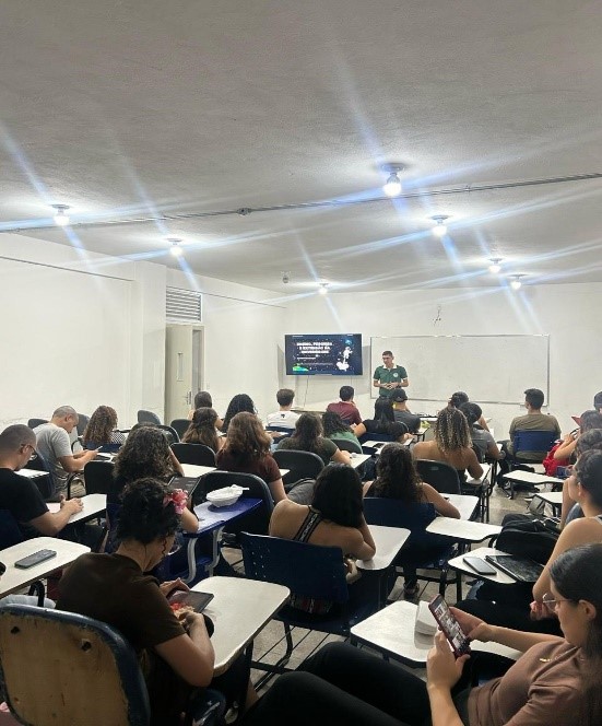 Palestra: Ensino, Pesquisa e Extensão na Universidade